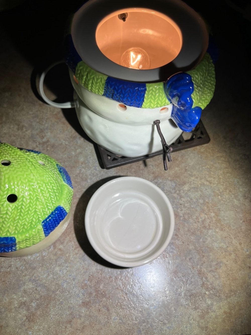 Blizzard used Scentsy cleaned well. Head is a lil darker. - Picture 6 of 8
